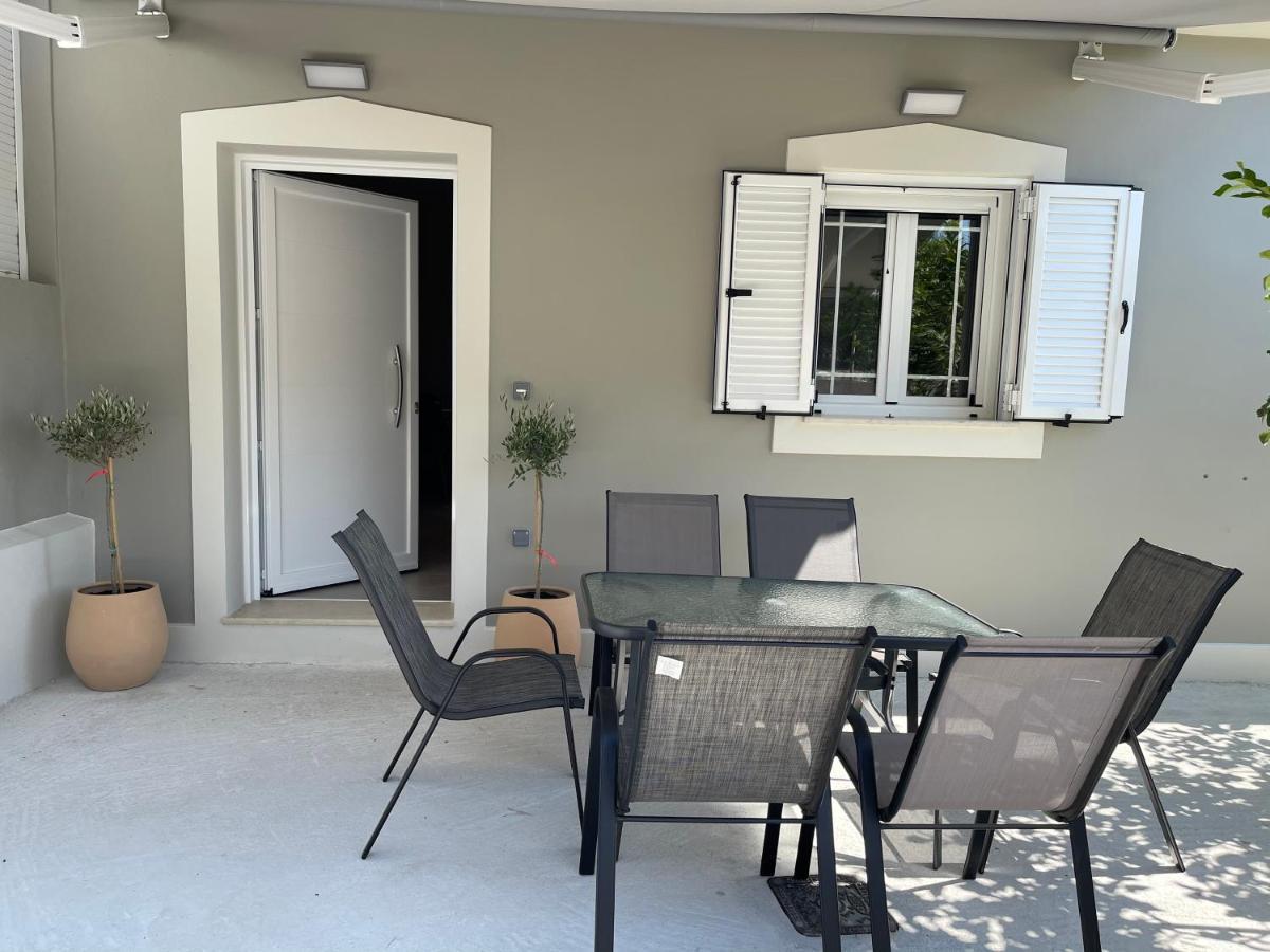 Villa House Adelais Klísmata Esterno foto